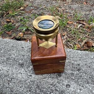 Adjustable Map Reader Magnifying Glass With Wooden Box In Great Shape